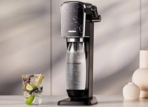 How Is Water Carbonated?