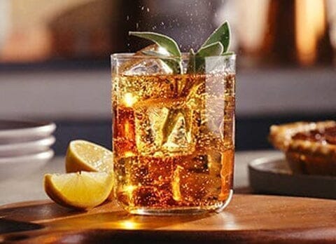 Thanksgiving Whiskey Fizz