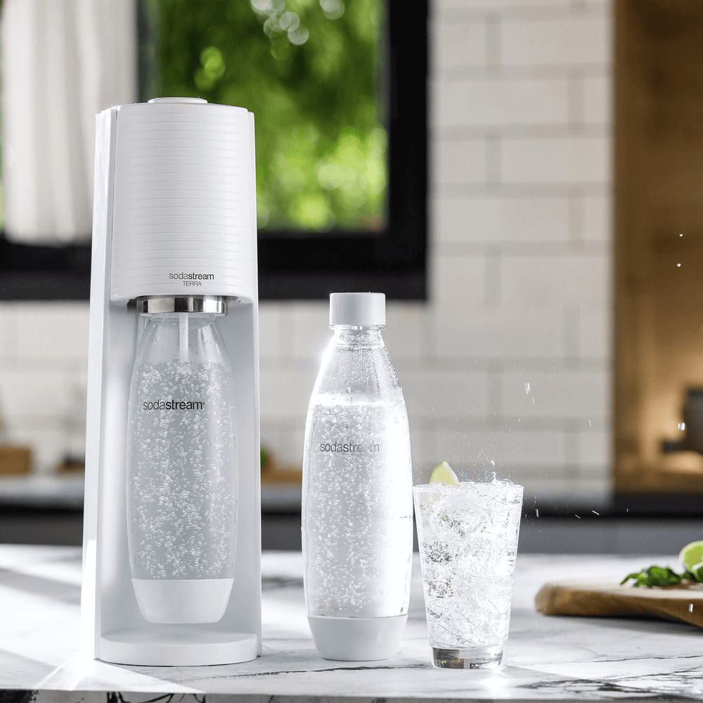 SodaStream Terra Sparkling Water Maker + (Quick Connect cqc bundle)